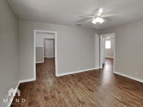 108 N Avenue V in Lubbock, TX - Building Photo - Building Photo