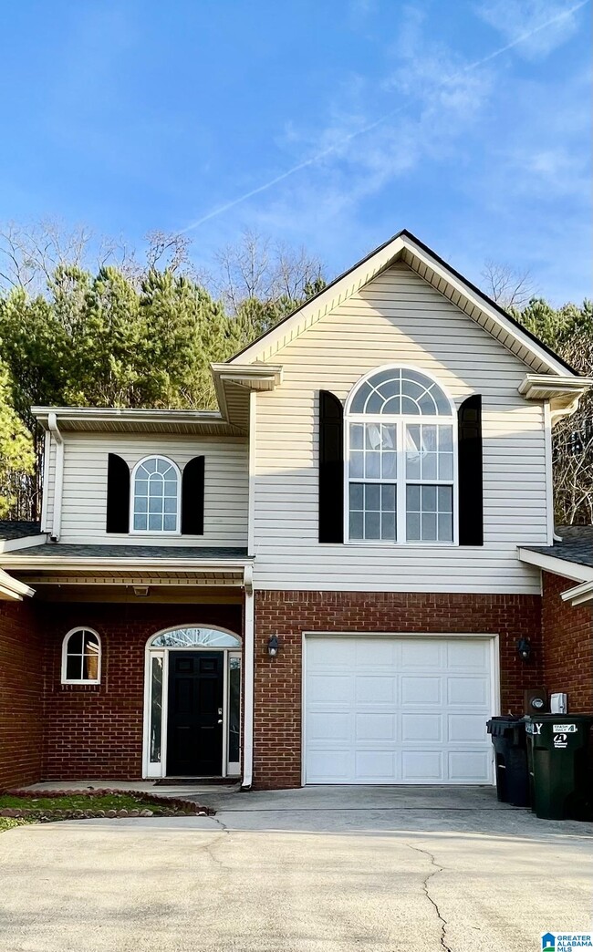 156 Hayesbury Ct in Pelham, AL - Building Photo - Building Photo