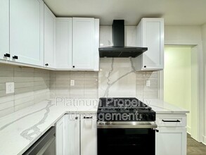 1074 Hill St SE in Atlanta, GA - Building Photo - Building Photo
