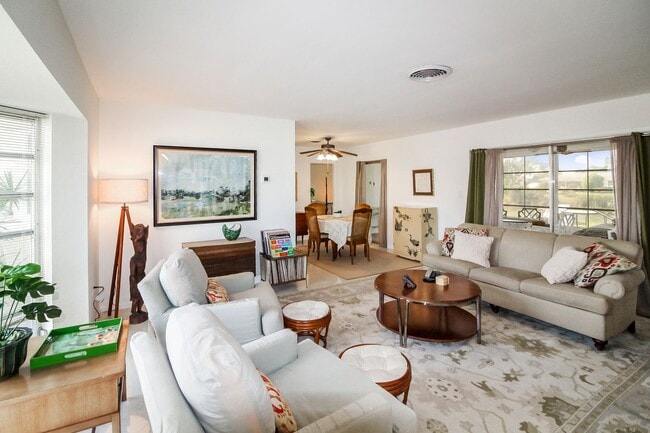 1608 Neponsit Dr in Venice, FL - Building Photo - Building Photo