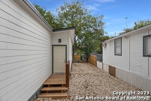212 Mclane St in San Antonio, TX - Building Photo - Building Photo