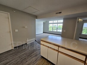 60 Miller Ave SW in Cedar Rapids, IA - Building Photo - Building Photo