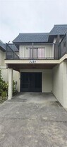 3225 Ramblewood Dr N in Sarasota, FL - Building Photo