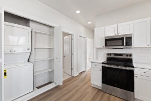 1215 Corporate Dr in Adrian, MI - Building Photo - Building Photo