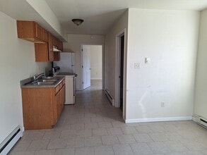 354 Buchanan Trl, Unit 4 Studio in McConnellsburg, PA - Building Photo - Building Photo