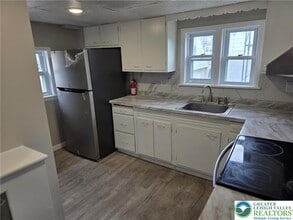 612 W Garrison St in Bethlehem, PA - Building Photo - Building Photo