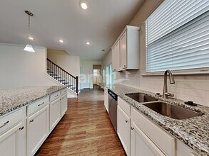 208 Parkside Blvd in Port Wentworth, GA - Building Photo - Building Photo