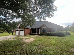 3265 Royal Colwood Ct in Sumter, SC - Building Photo - Building Photo