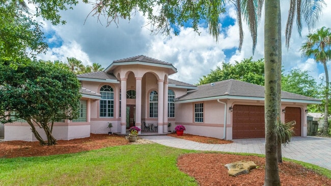 11430 NW 18th St in Plantation, FL - Building Photo - Building Photo