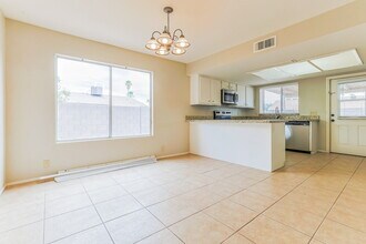 503 W Cheyenne Dr in Chandler, AZ - Building Photo - Building Photo