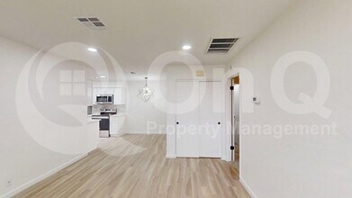 426 W Pontiac Dr in Phoenix, AZ - Building Photo - Building Photo