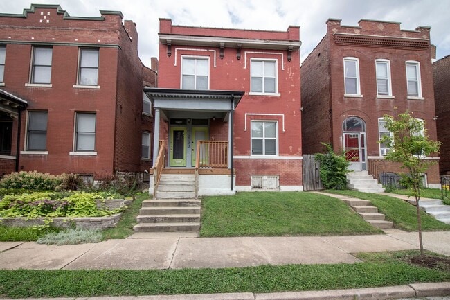 property at 2733 Accomac St