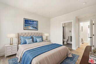 716 W 41st Pl in Los Angeles, CA - Building Photo - Building Photo