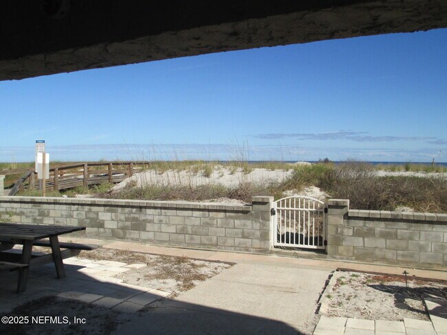 1107 1st St S in Jacksonville Beach, FL - Building Photo - Building Photo