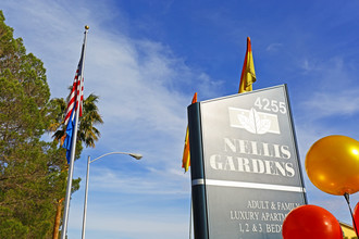 Nellis Gardens in Las Vegas, NV - Building Photo - Building Photo