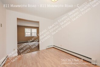 811 Mammoth Rd in Manchester, NH - Building Photo - Building Photo