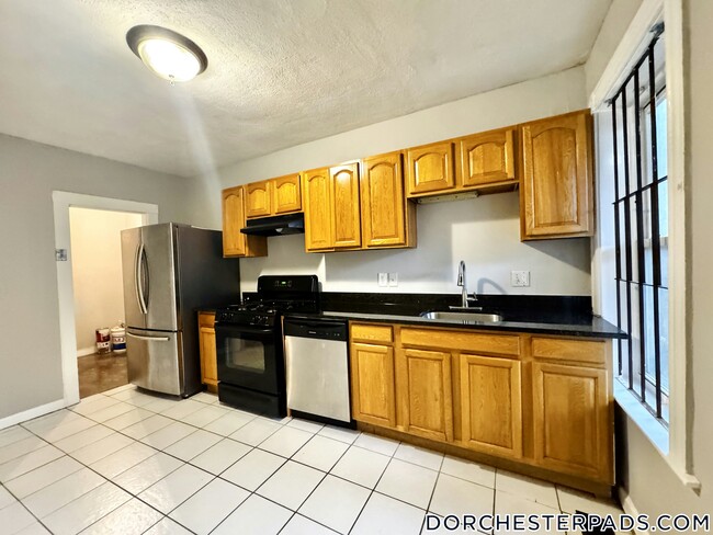 76 Florida St in Boston, MA - Building Photo - Building Photo