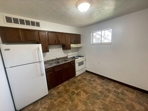 3505 Elm St in Parkersburg, WV - Foto de edificio - Building Photo