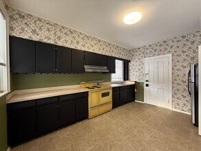 137 B E Pine Grove Rd in Pine Grove Mills, PA - Building Photo - Building Photo