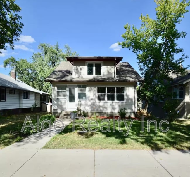 property at 4239 Minnehaha Ave