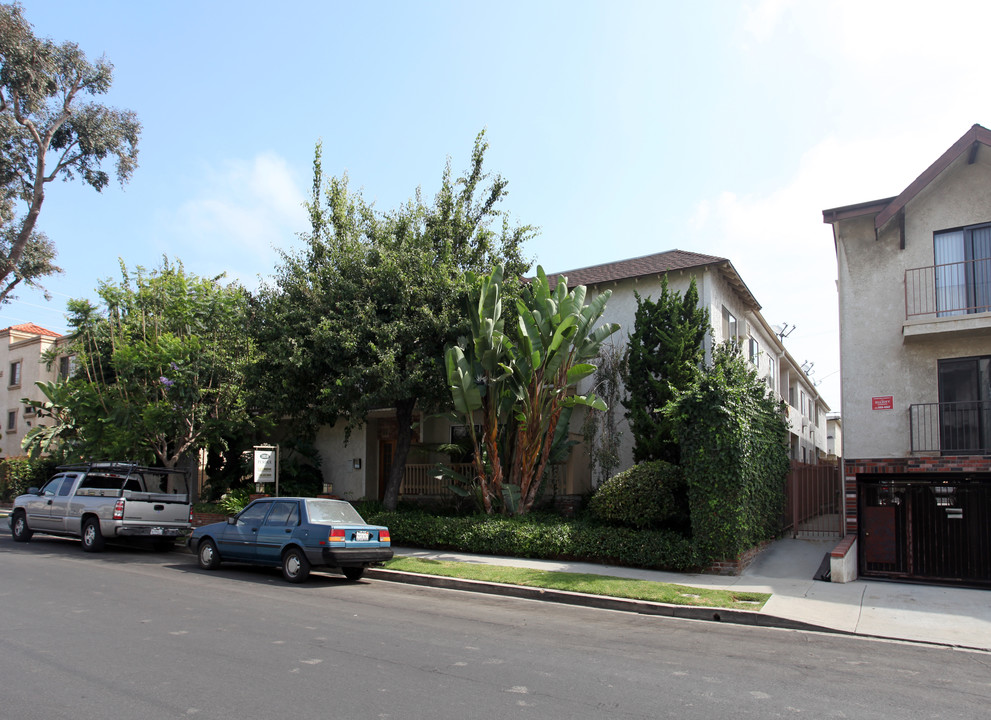 1810 Purdue Ave in Los Angeles, CA - Foto de edificio