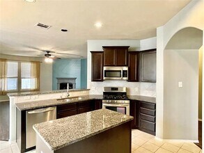 1005 Lake Woodland Dr in Little Elm, TX - Building Photo - Building Photo