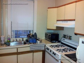 368 Riverway, Unit 1 in Boston, MA - Building Photo - Building Photo