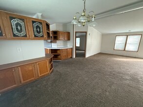 155 Scarlet Oak Ct in Oxford, MI - Building Photo - Building Photo