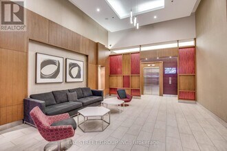 4065 Brickstone Mews in Mississauga, ON - Building Photo - Building Photo