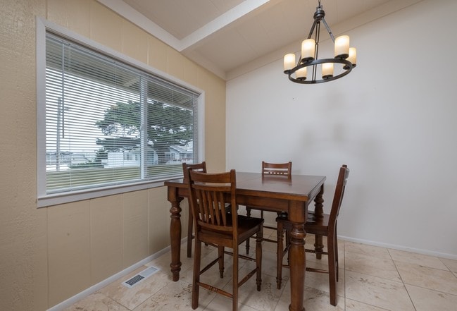 845 Wave St in Monterey, CA - Foto de edificio - Building Photo