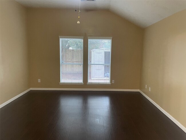 property at 19530 Village Of Bridgestone Ln