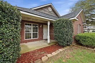 2418 Loy Lake Rd in Denison, TX - Building Photo - Building Photo