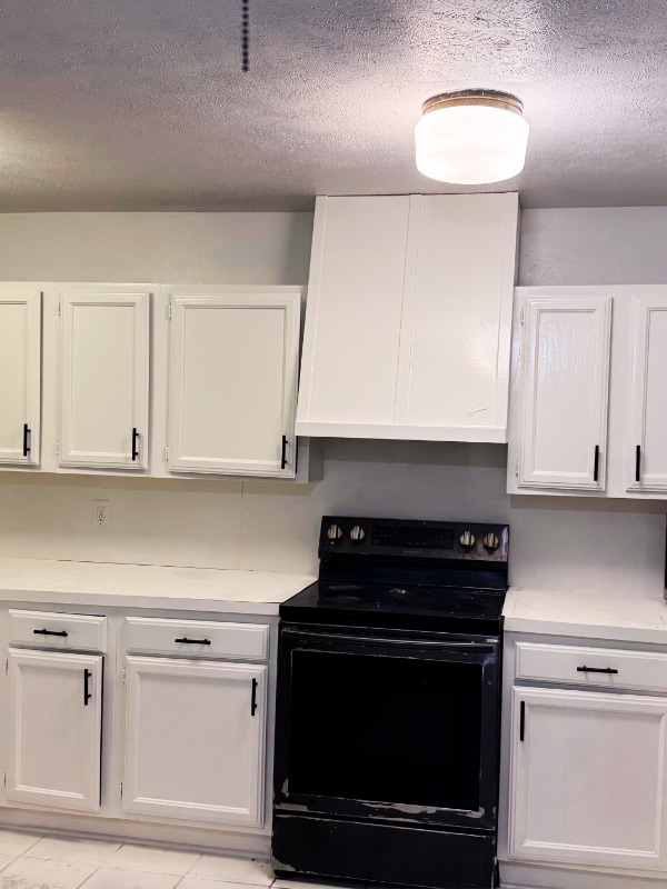 property at 1425 Coffeyville Trail