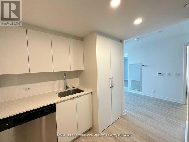 30-630 Tretti Wy in Toronto, ON - Building Photo - Building Photo