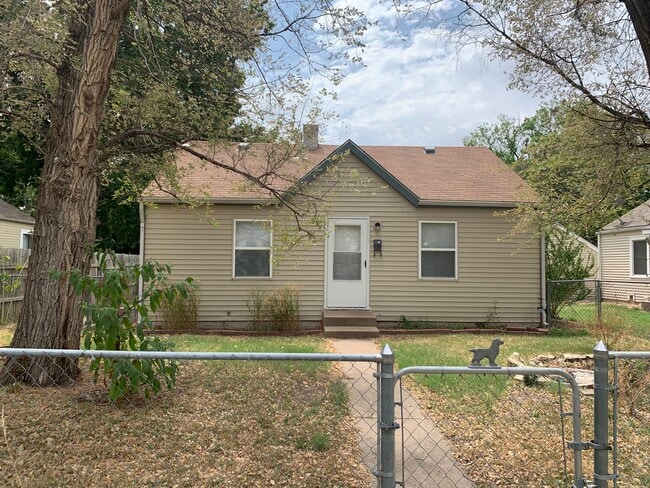 property at 520 W Boston Ave