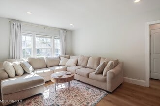 187 Bilmarsan Dr in Biloxi, MS - Building Photo - Building Photo