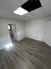 4100 Ritchie Hwy, Unit A in Baltimore, MD - Foto de edificio - Building Photo