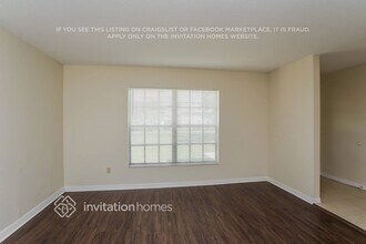 1812 Bell Shoals Rd in Brandon, FL - Building Photo - Building Photo