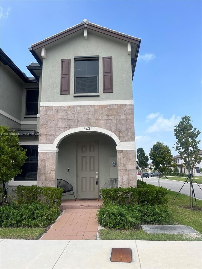 property at 3413 W 113th St