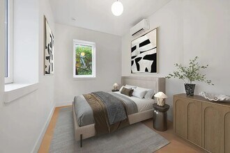 321 E 17th St in New York, NY - Building Photo - Building Photo