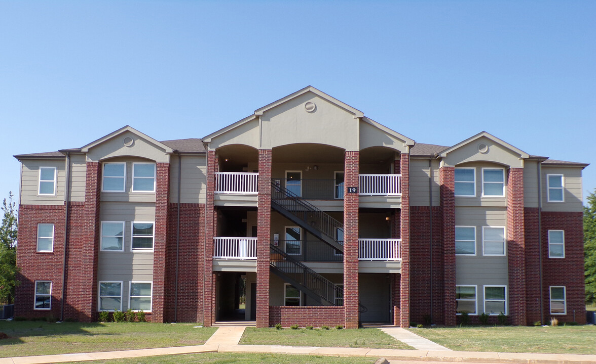 The Greens at Springfield in Springfield, MO - Building Photo