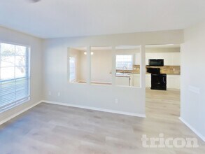 3308 Steamboat Dr in Fort Worth, TX - Foto de edificio - Building Photo