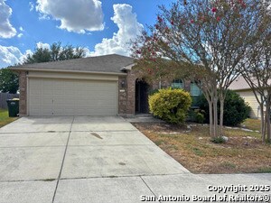5556 Columbia Dr in Schertz, TX - Building Photo