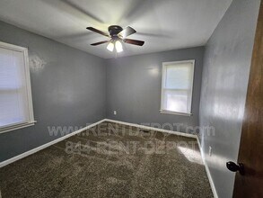 3912 W Columbia St in Evansville, IN - Building Photo - Building Photo