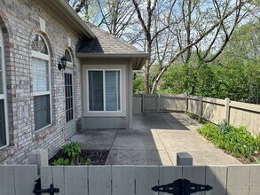 7686 Briarstone Ln in Indianapolis, IN - Building Photo - Building Photo