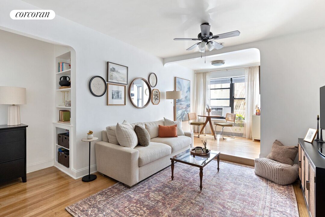 425 Central Prk W in New York, NY - Building Photo