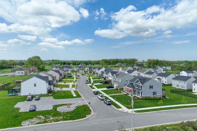 Summer Tree Estates in Crown Point, IN - Building Photo - Primary Photo