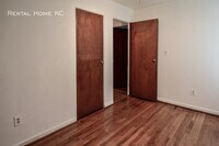 9010 W 101st St photo'