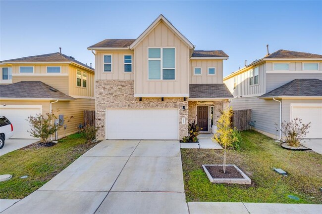 property at 10800 Harwood Overlook Pass