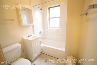 1100 W Roscoe St-Unit -Unit 29 in Chicago, IL - Building Photo - Building Photo